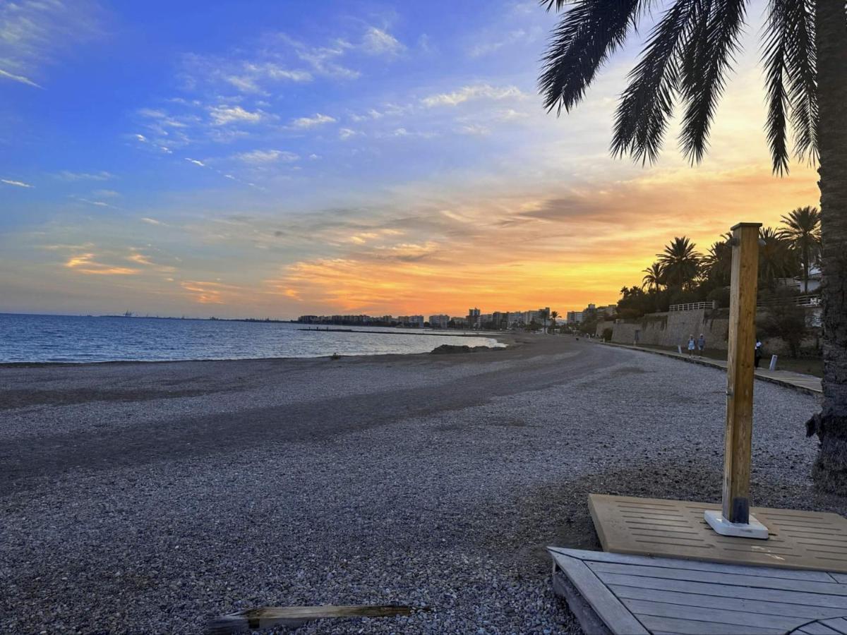 Piso A Pie De Playa Con Piscina Y Vistas Al Mar Leilighet Benicàssim Eksteriør bilde