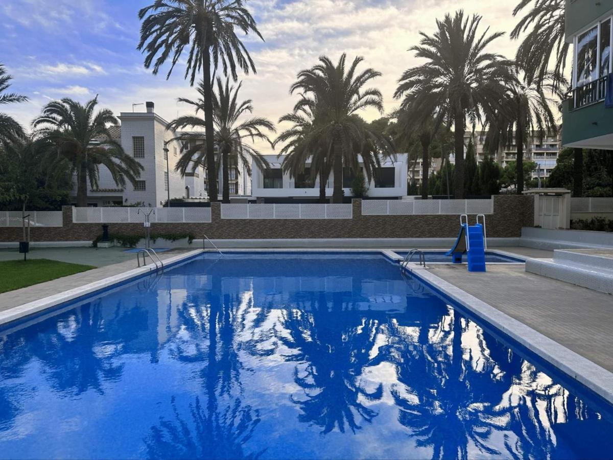 Piso A Pie De Playa Con Piscina Y Vistas Al Mar Leilighet Benicàssim Eksteriør bilde